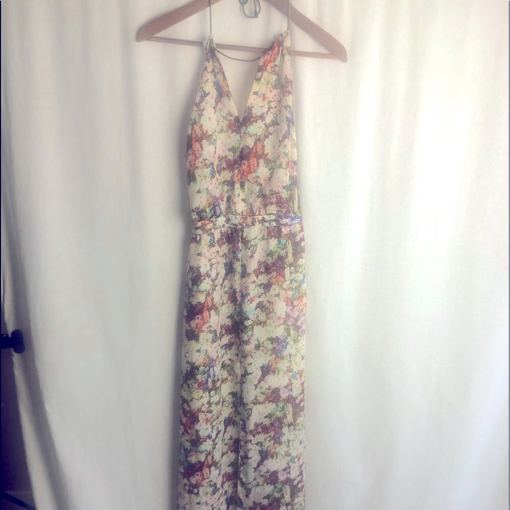 GUESS stunning spring floral maxi dress